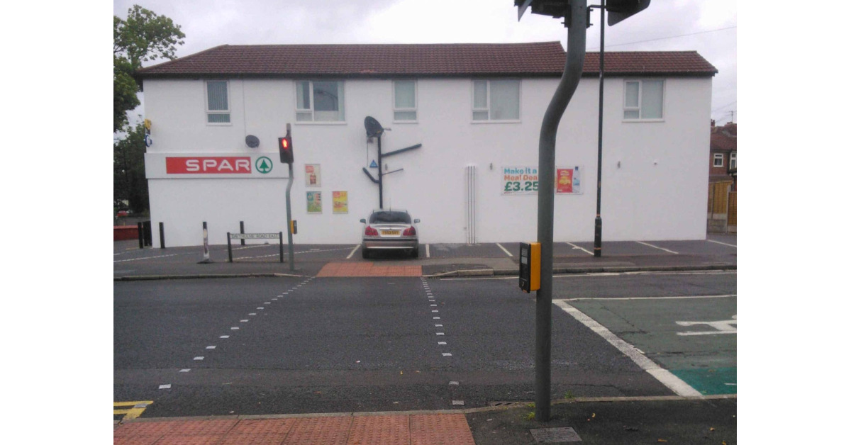 Is this the most unsafe crossing in Stretford?